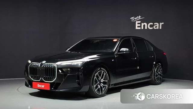 BMW 7 Series (G70) 2024 Черный из Кореи
