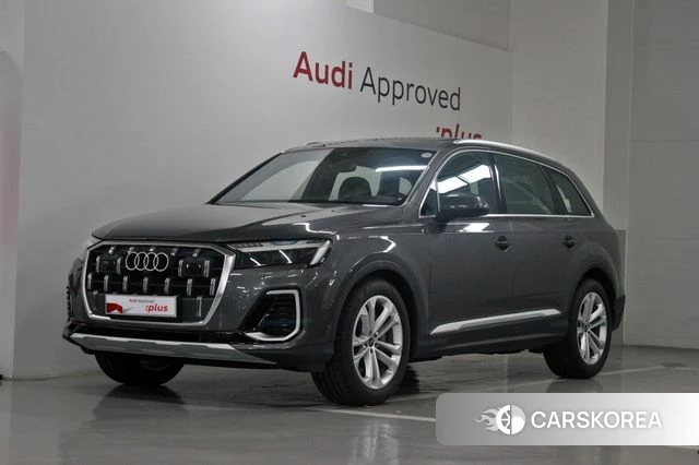 Audi Q7 (4M) 2025 Серый из Кореи