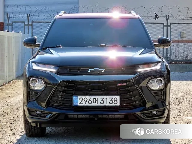 Chevrolet (GM Daewoo) Trailblazer 2022 Черный из Кореи