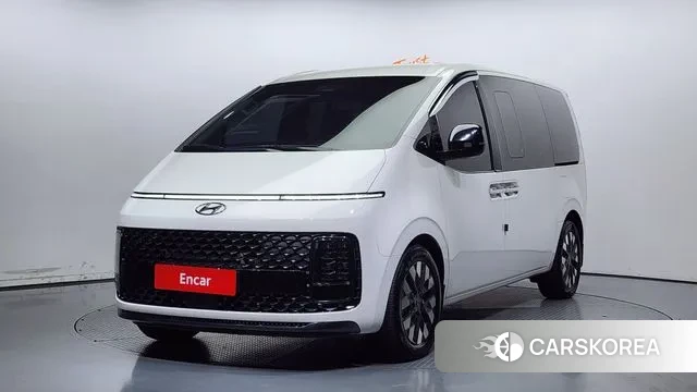 Hyundai Staria 2023 Белый из Кореи