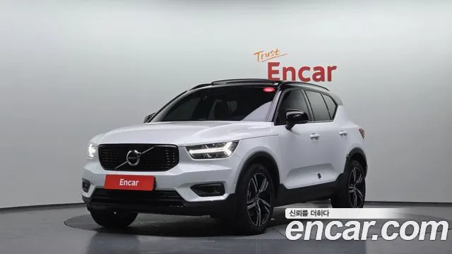 Volvo XC40 2019 Белый из Кореи