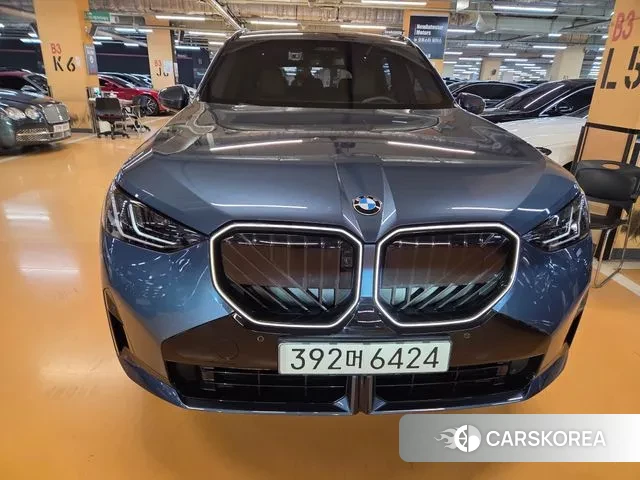 BMW X3 (G45) 2025 Темно-зеленый из Кореи