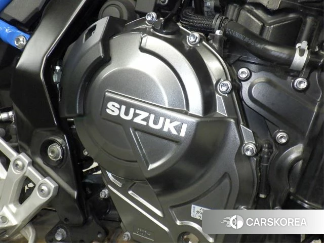 Engine photo