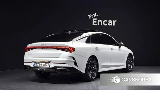 Kia K5 3rd generation 2021 Белый из Кореи