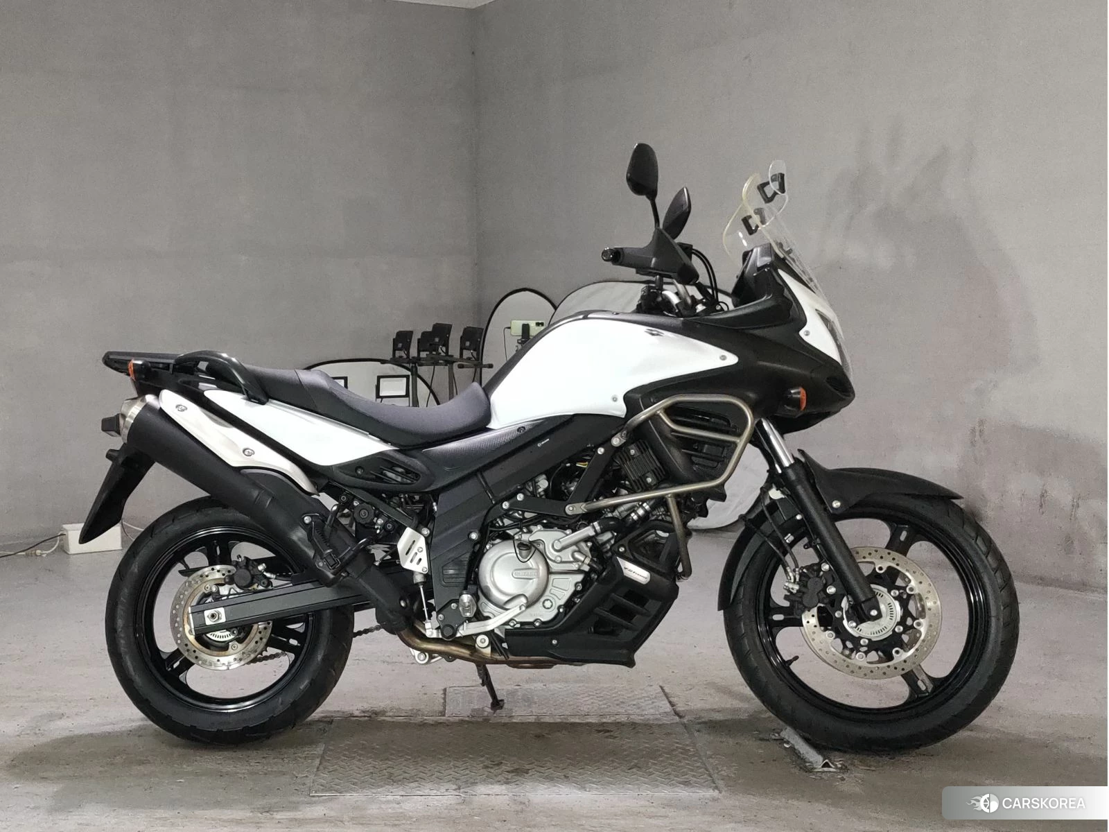 Проданный Suzuki V-STROM 650 DL650 2013 из Японии, фото 2