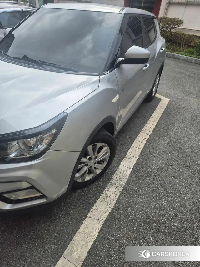 Ssangyong Tivoli Armor 2019 Серебряный из Кореи