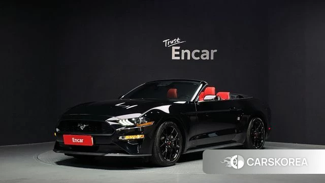 Ford Mustang 2018 Черный из Кореи