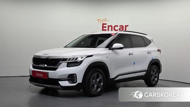 Kia Seltos 2022 Белый из Кореи