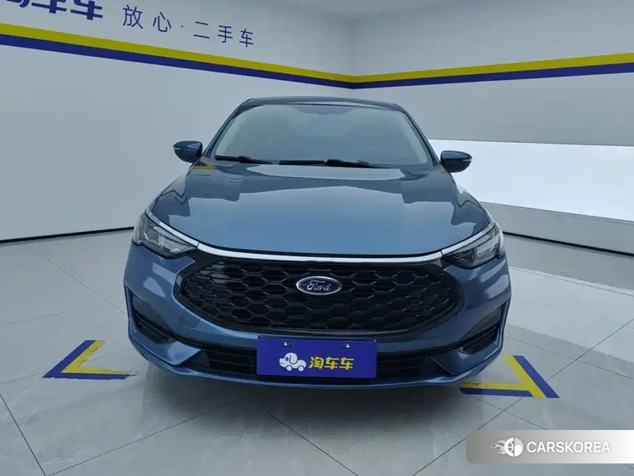 Ford Forrest 2021 Синий из Китая