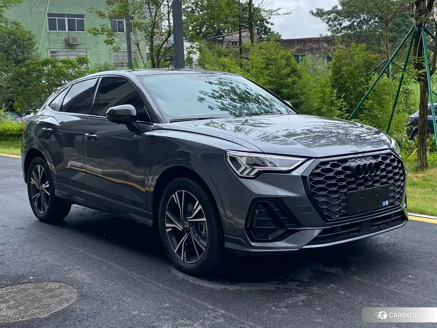 Audi Q3 Sportback 2024 Silver/gray из Китая