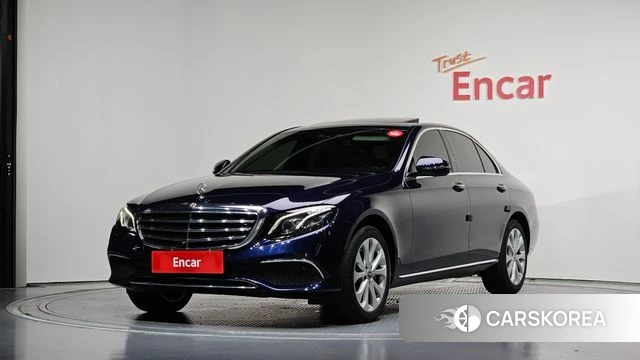 Mercedes-Benz E-Class W213 2018 Синий из Кореи