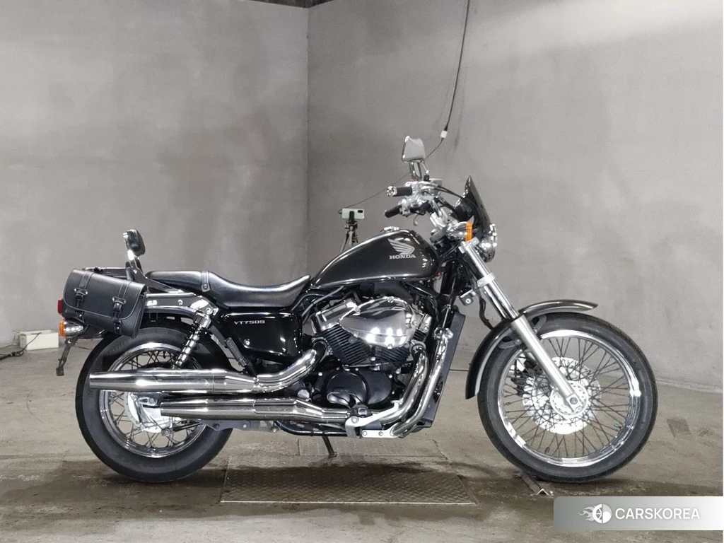 Проданный Honda VT750S 2010 из Японии, фото 2