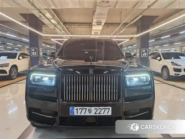 Rolls-Royce Cullinan 2023 Черный из Кореи