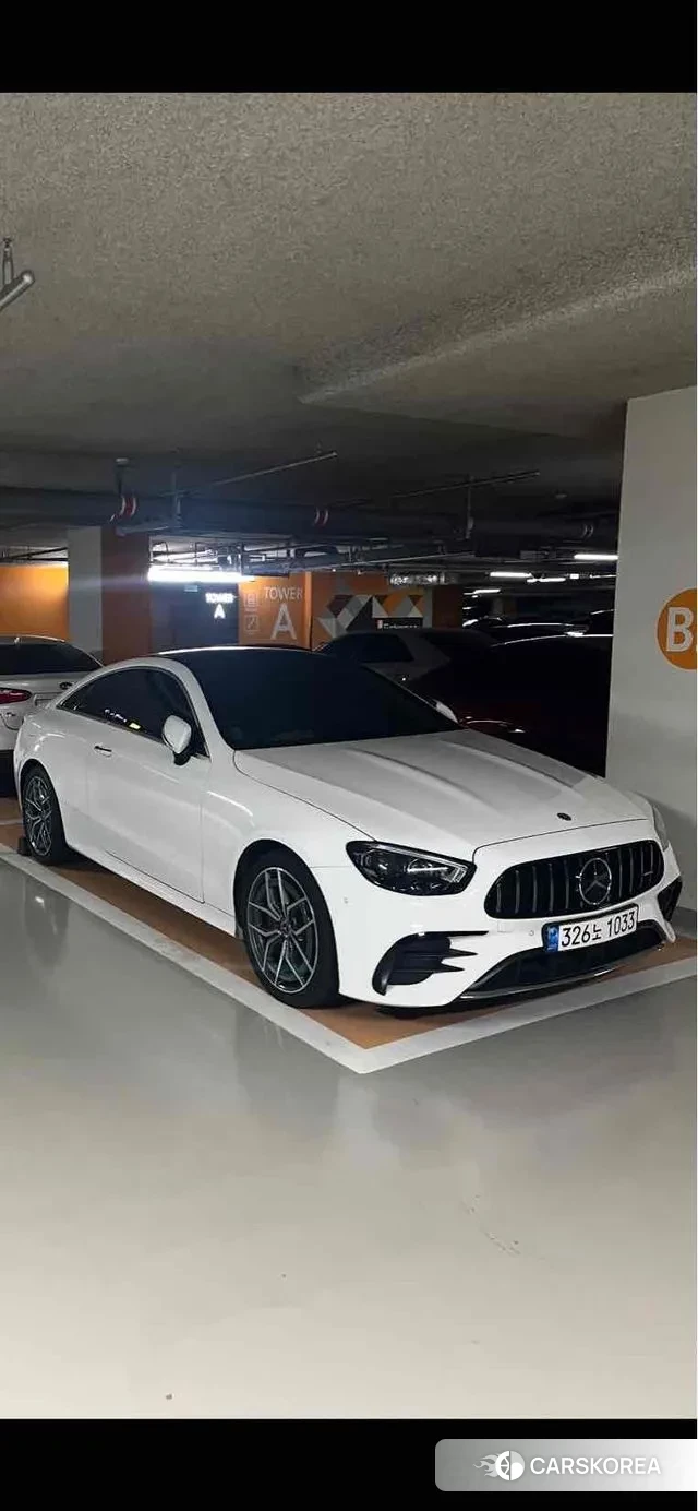 Mercedes-Benz E-Class W213 2022 Белый из Кореи