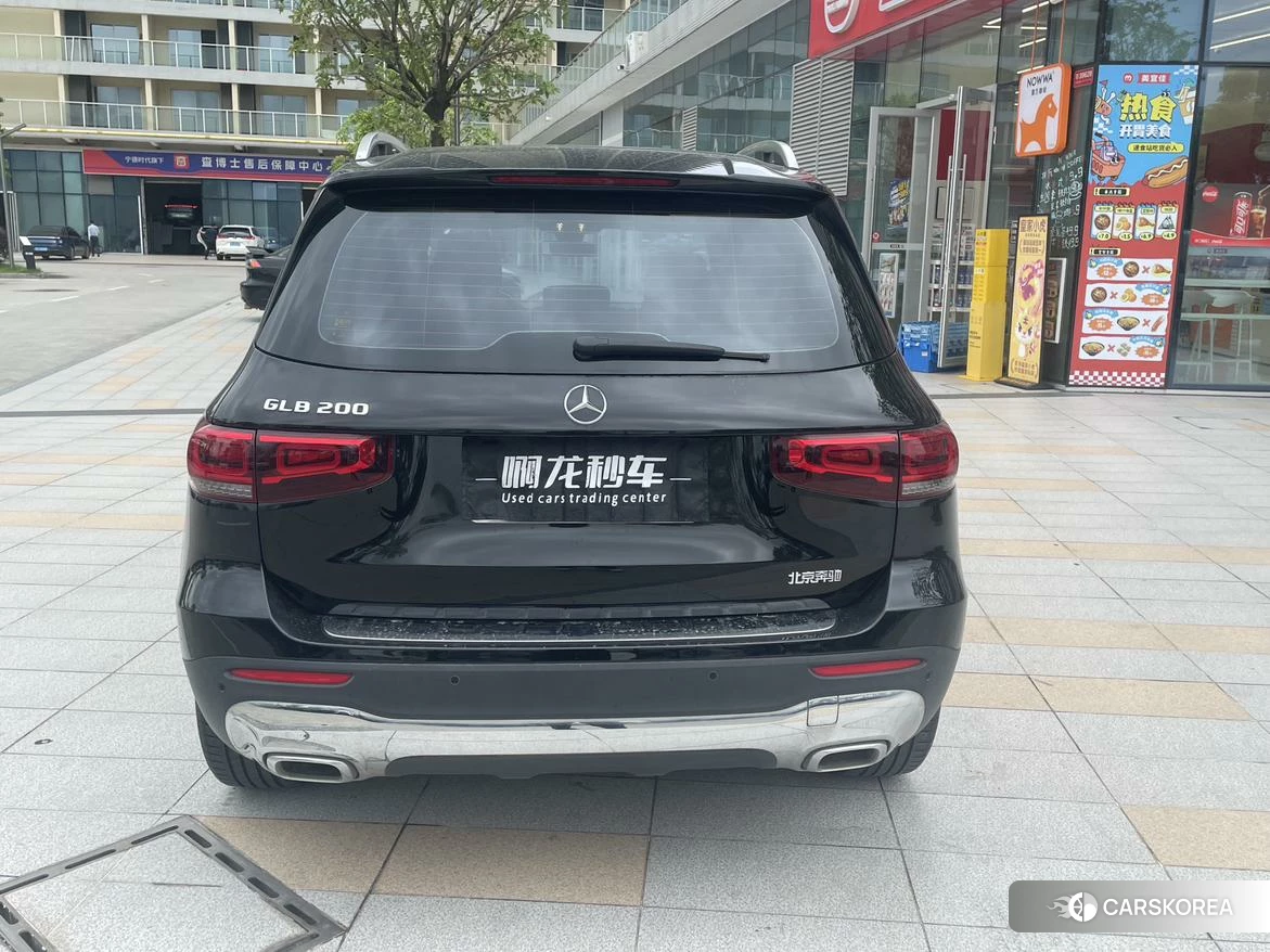 Mercedes-Benz GLB 2021 Черный из Китая
