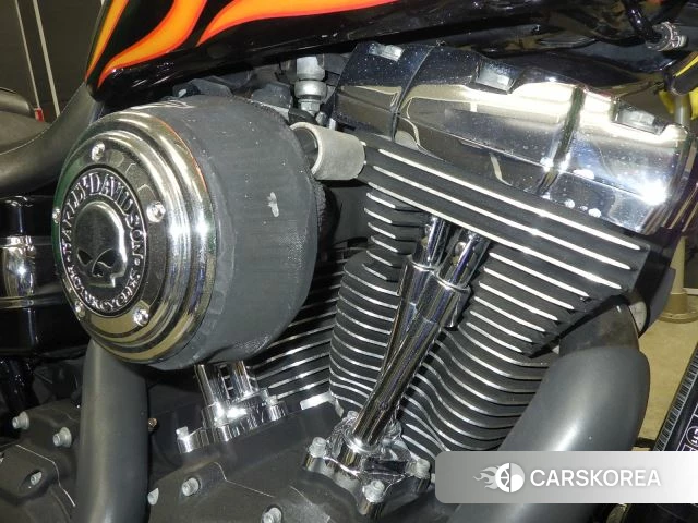 Engine photo