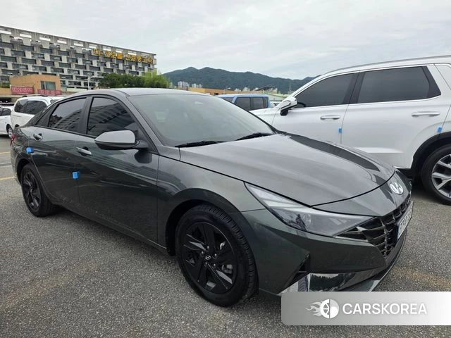 Hyundai Avante (CN7) 2022 Темно-зеленый из Кореи