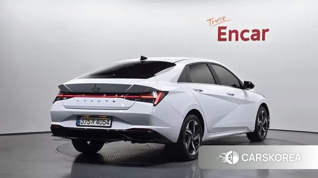 Hyundai Avante (CN7) 2022 Белый из Кореи