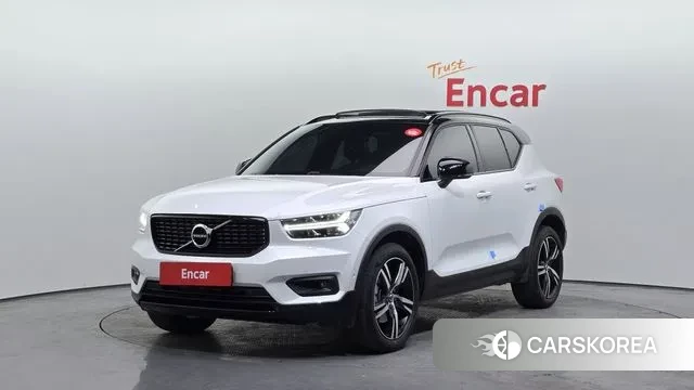 Volvo XC40 2018 Белый из Кореи