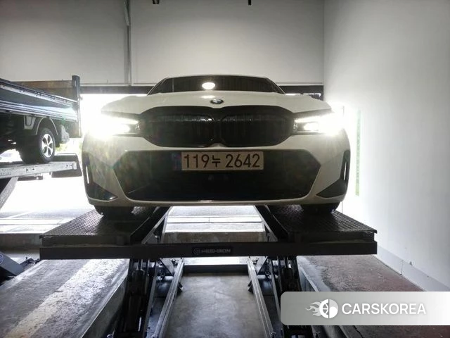 BMW 3 Series (G20) 2023 Белый из Кореи