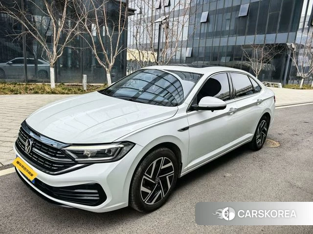 Volkswagen Sagitar 2023 Белый из Китая