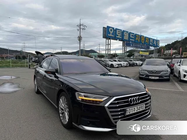 Audi A8 (D5) 2020 Черный из Кореи