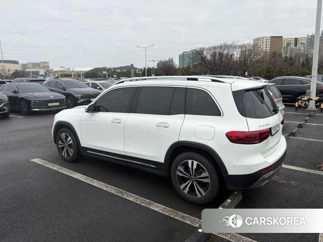 Mercedes-Benz GLB-Class X247 2021 Белый из Кореи