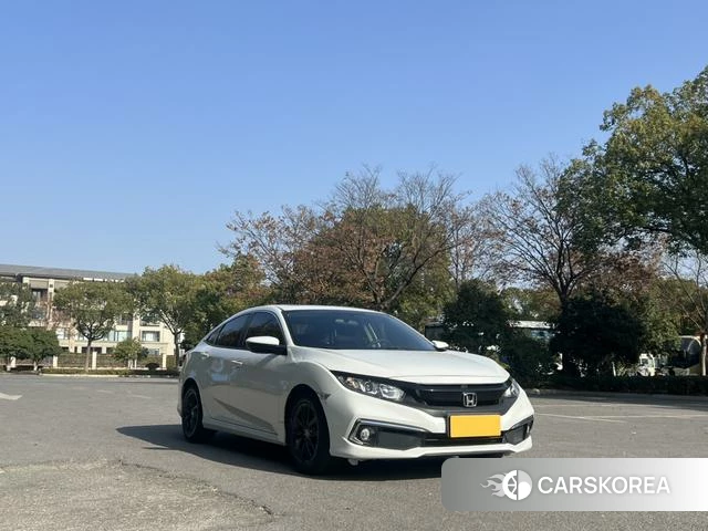 Honda Civic 2021 Белый из Китая