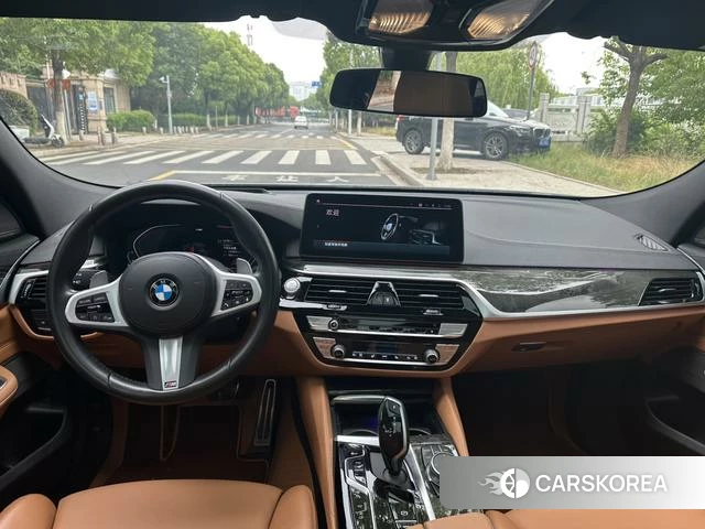 BMW 6 series GT 2022 Темно-серый из Китая