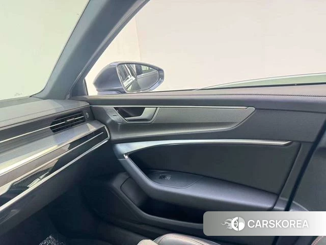 Audi A6L 2024 Темно-серый из Китая