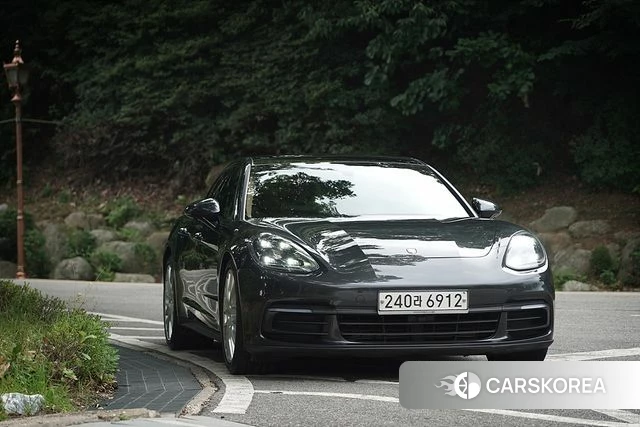 Porsche Panamera (971) 2020 Серый из Кореи