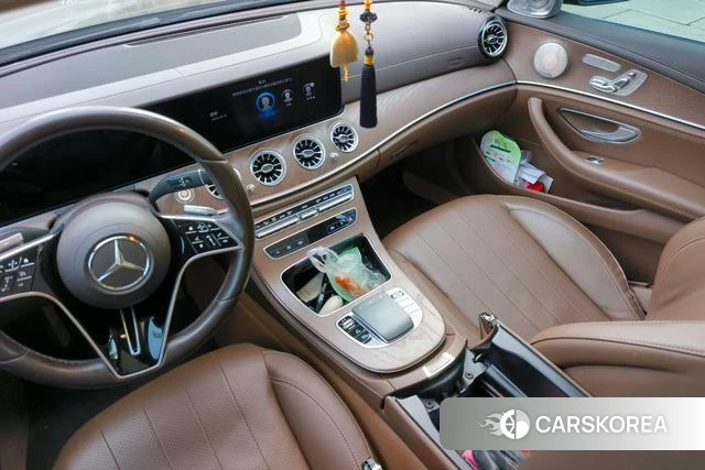 Mercedes-Benz E-class 2021 Черный из Китая