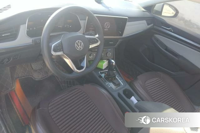 Volkswagen Bora 2023 Белый из Китая