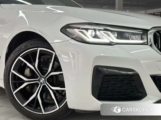 BMW 5 series 2022 Белый из Китая