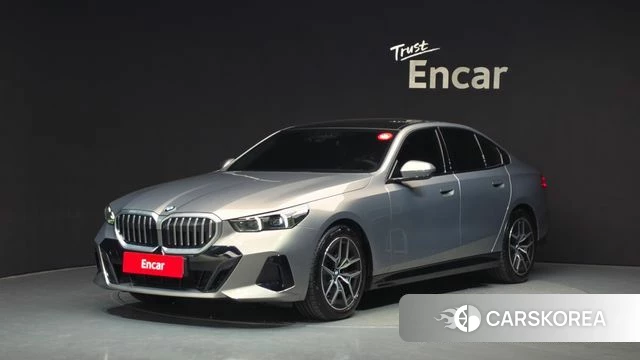 BMW 5 Series (G60) 2025 Серый из Кореи