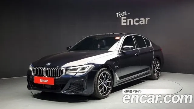 BMW 5 Series (G30) 2022 Черный из Кореи