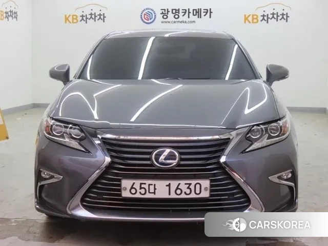 Lexus New ES300h 2018 Серый из Кореи