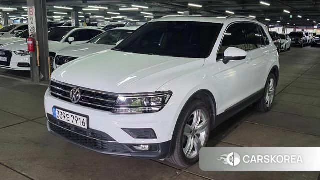 Volkswagen Tiguan second Generation 2020 Белый из Кореи
