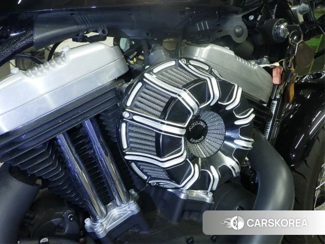 Engine photo