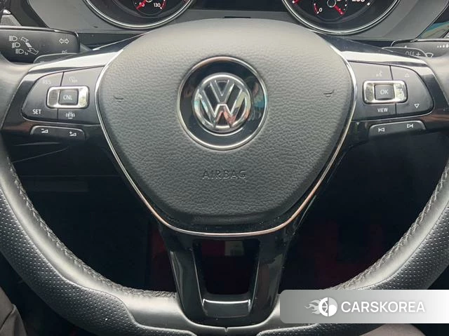Volkswagen Tiguan L 2019 Белый из Китая