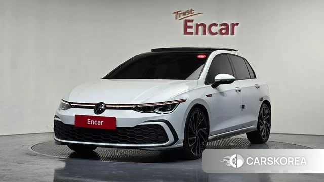Volkswagen Golf 8th Generation 2024 Белый из Кореи