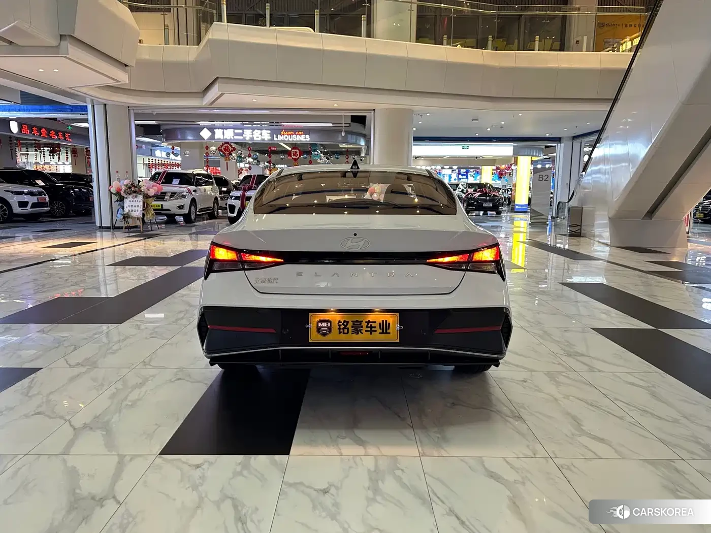 Hyundai Elantra 2026 Белый из Китая
