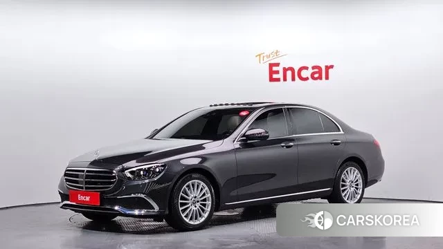 Mercedes-Benz E-Class W213 2021 Серый из Кореи