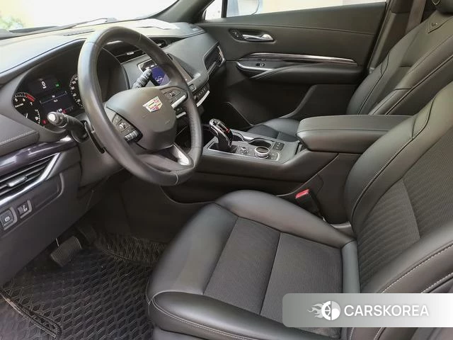 Cadillac XT4 2021 Белый из Китая