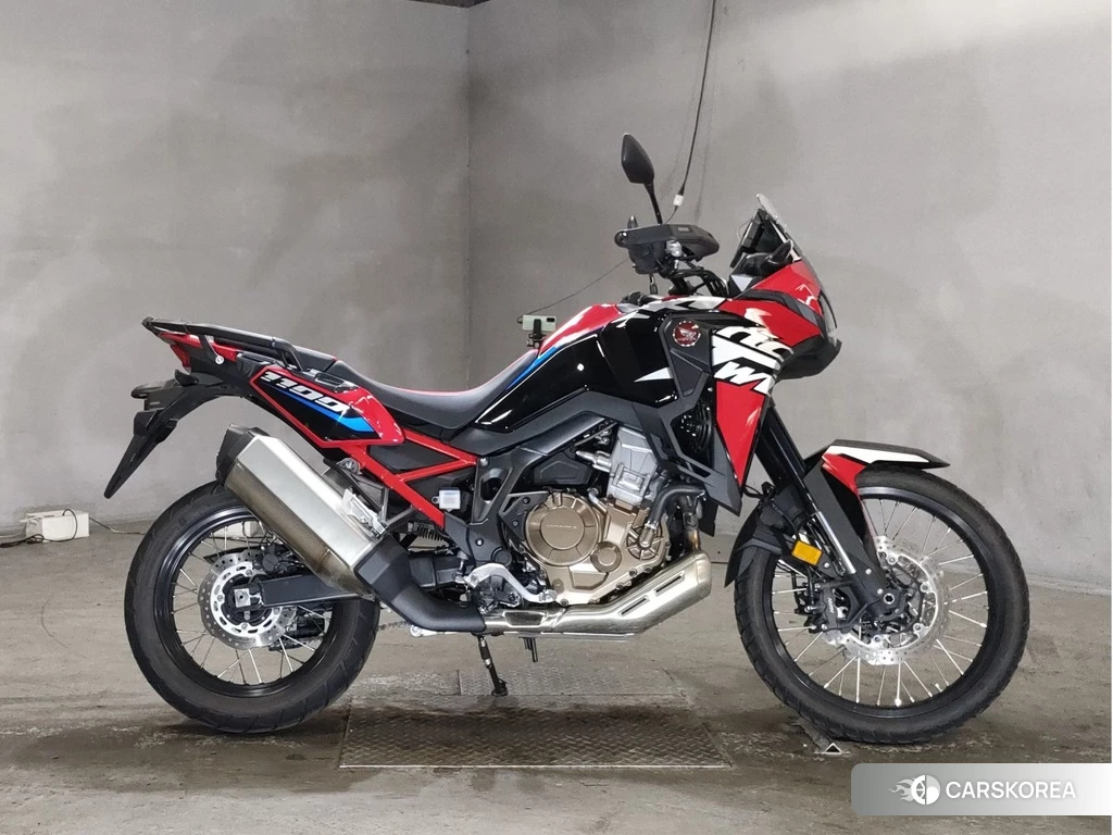 Проданный Honda CRF1100L AFRICA TWIN 2024 из Японии