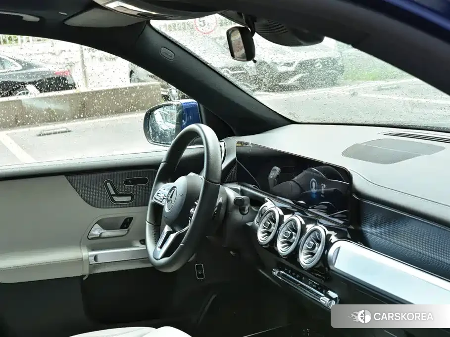 Mercedes-Benz EQB 2025 Синий из Китая