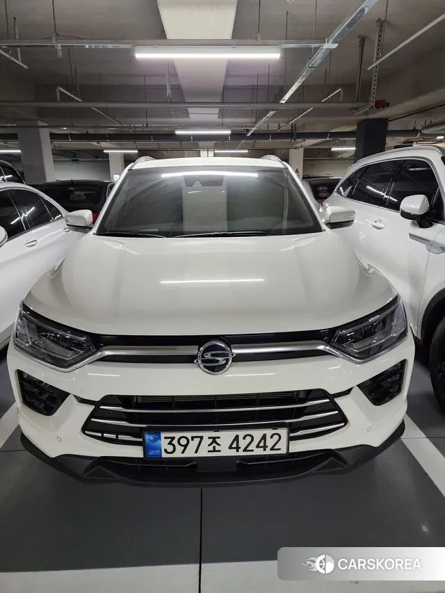 Ssangyong Beautiful Korando 2022 Жемчужный цвет из Кореи