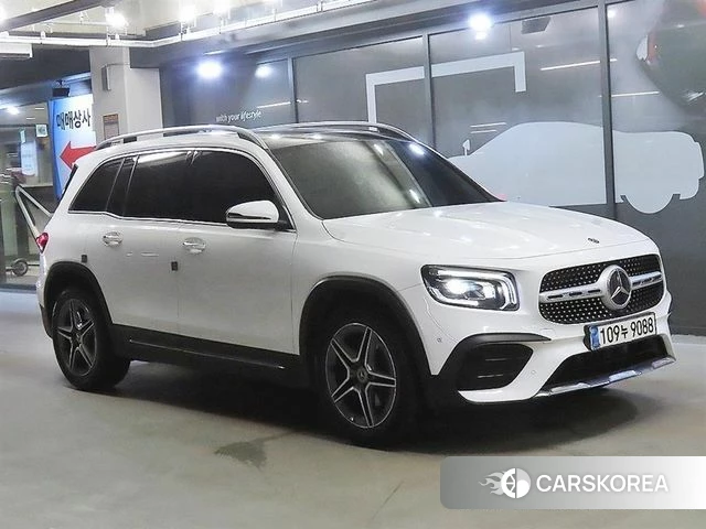 Mercedes-Benz GLB-Class X247 2021 Белый из Кореи