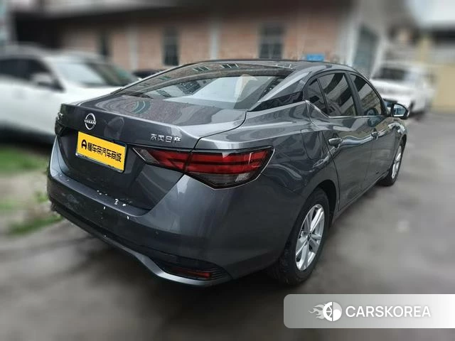 Nissan Xuan Yi 2026 Темно-серый из Китая
