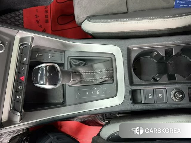 Audi Q3 2022 Белый из Китая